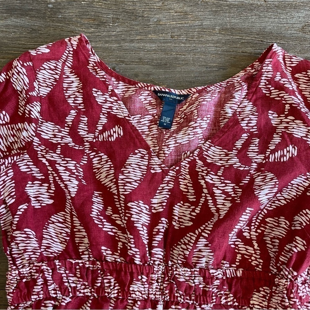 Banana Republic Top Blouse 100% Linen Red Tribal Floral Botanical Boho Office - Picture 4 of 12